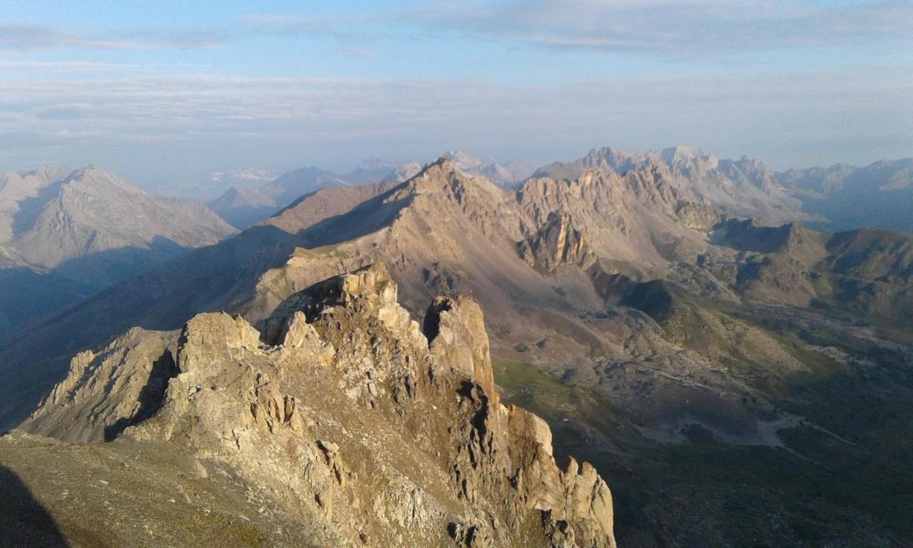 Le Bacchu Ber Panzió Briançon Kültér fotó